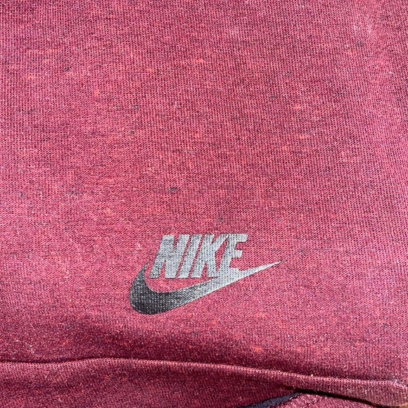 NIKE TECH MAROON MENS HOODIE SIZE M - Picture 3 of 3